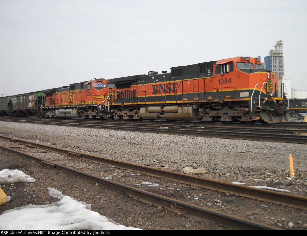 BNSF 1084 East